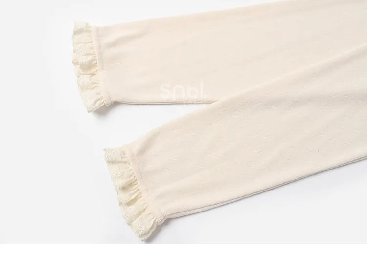 Beige Lace Trim Round Neck Slim-fit Top