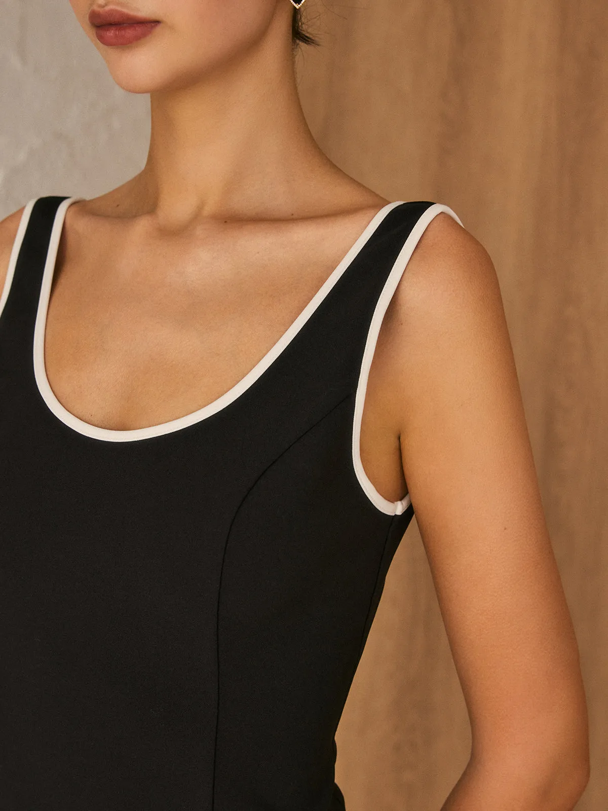 Contrast Trim Piping Zipper Dress