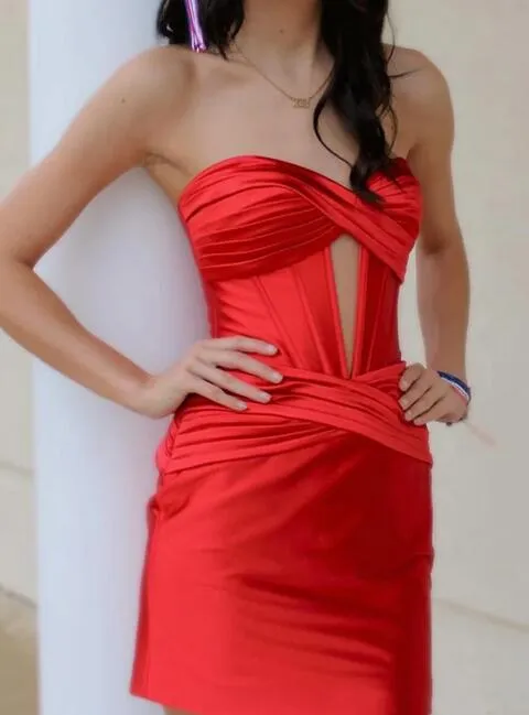 Strapless Fitted Short Homecoming Dress