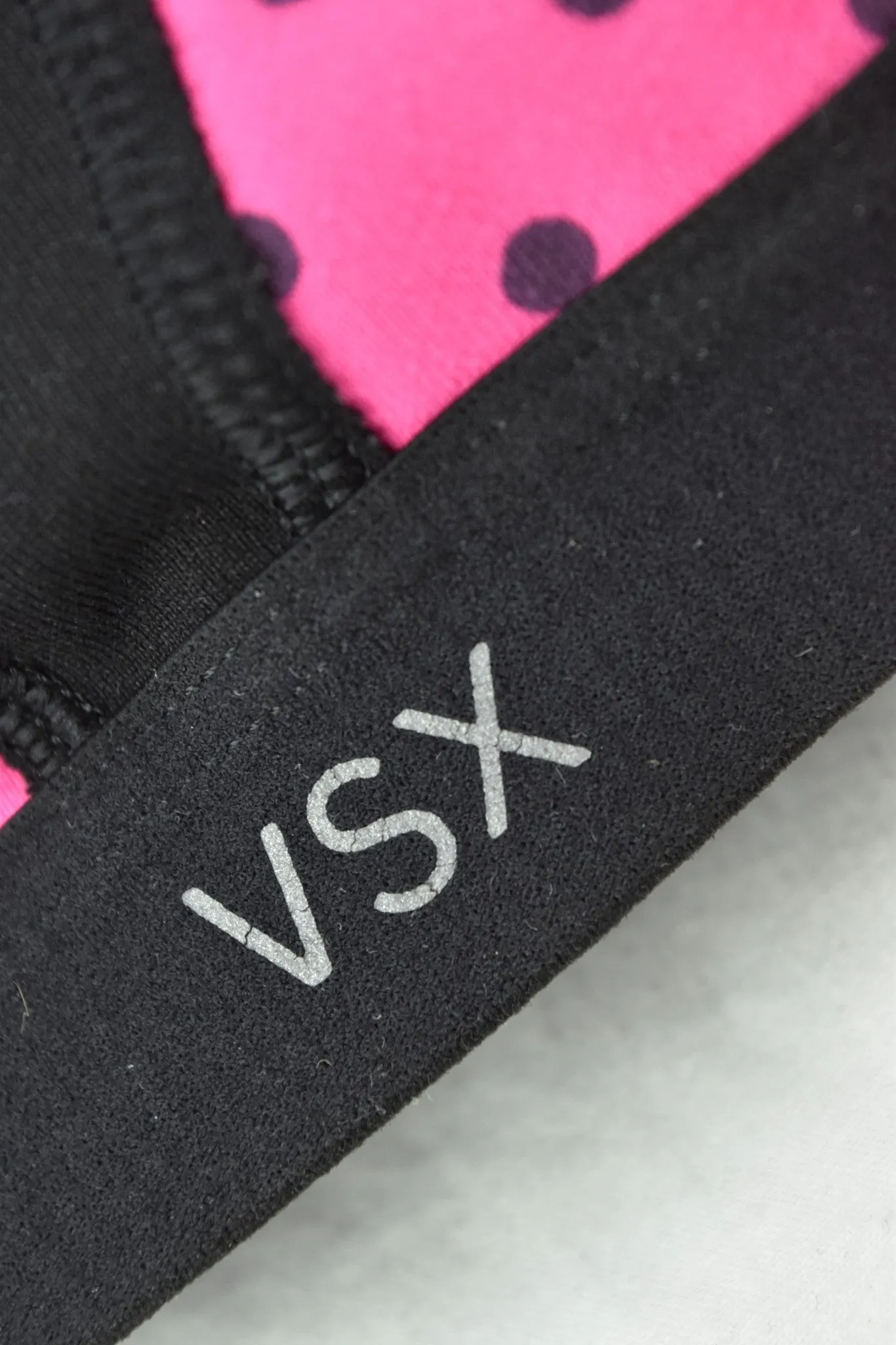 Victoria's Secret Knockout Front-Close VSX Sport Bra Rosa Cierre enfrente 34D
